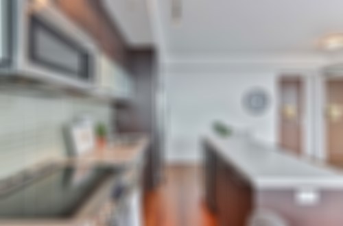 揮向造假企業、地方環保部門和地方政府